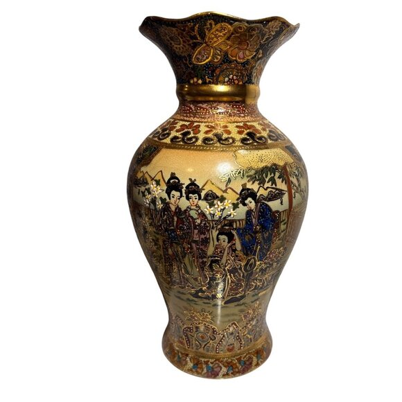 Vintage Satsuma Vase Intricate Gold Detailing Hand Painted Oriental Scene 11.75" - Picture 1 of 13